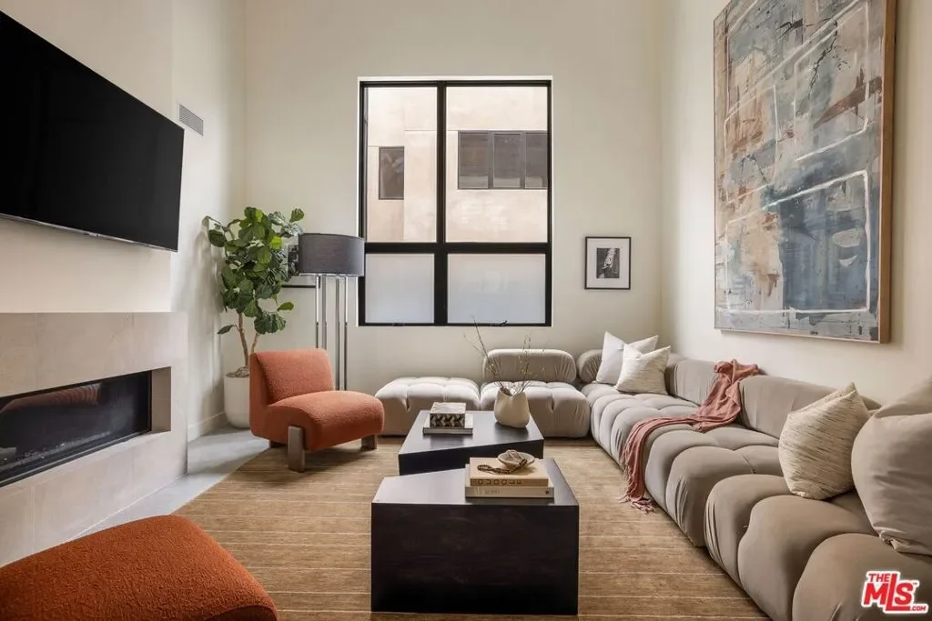 917 1/2 Hilldale Avenue, Los Angeles, California, United States. - Photo 5