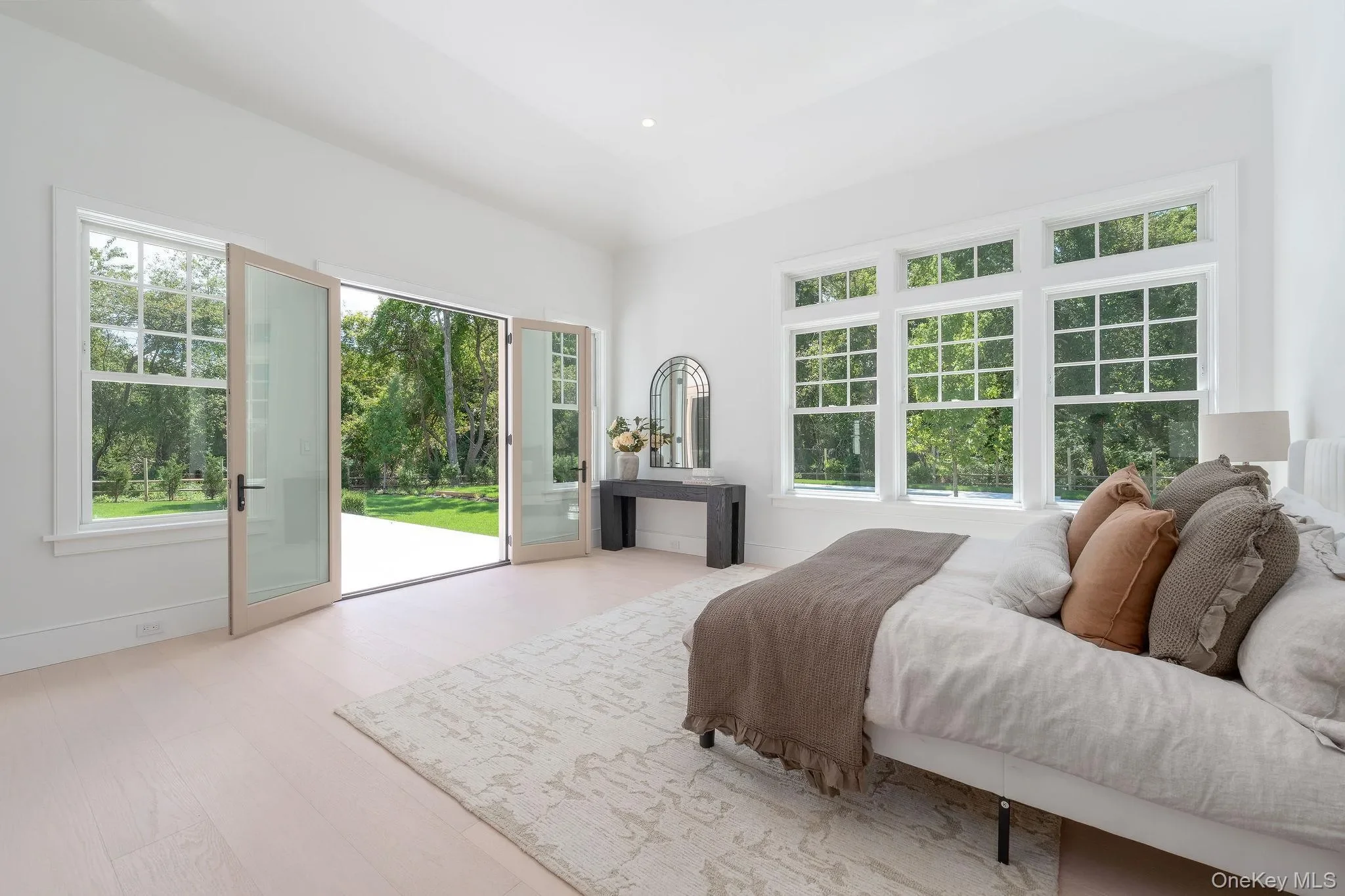 1955 Laurel Avenue, Southold, New York, United States. - Photo 8