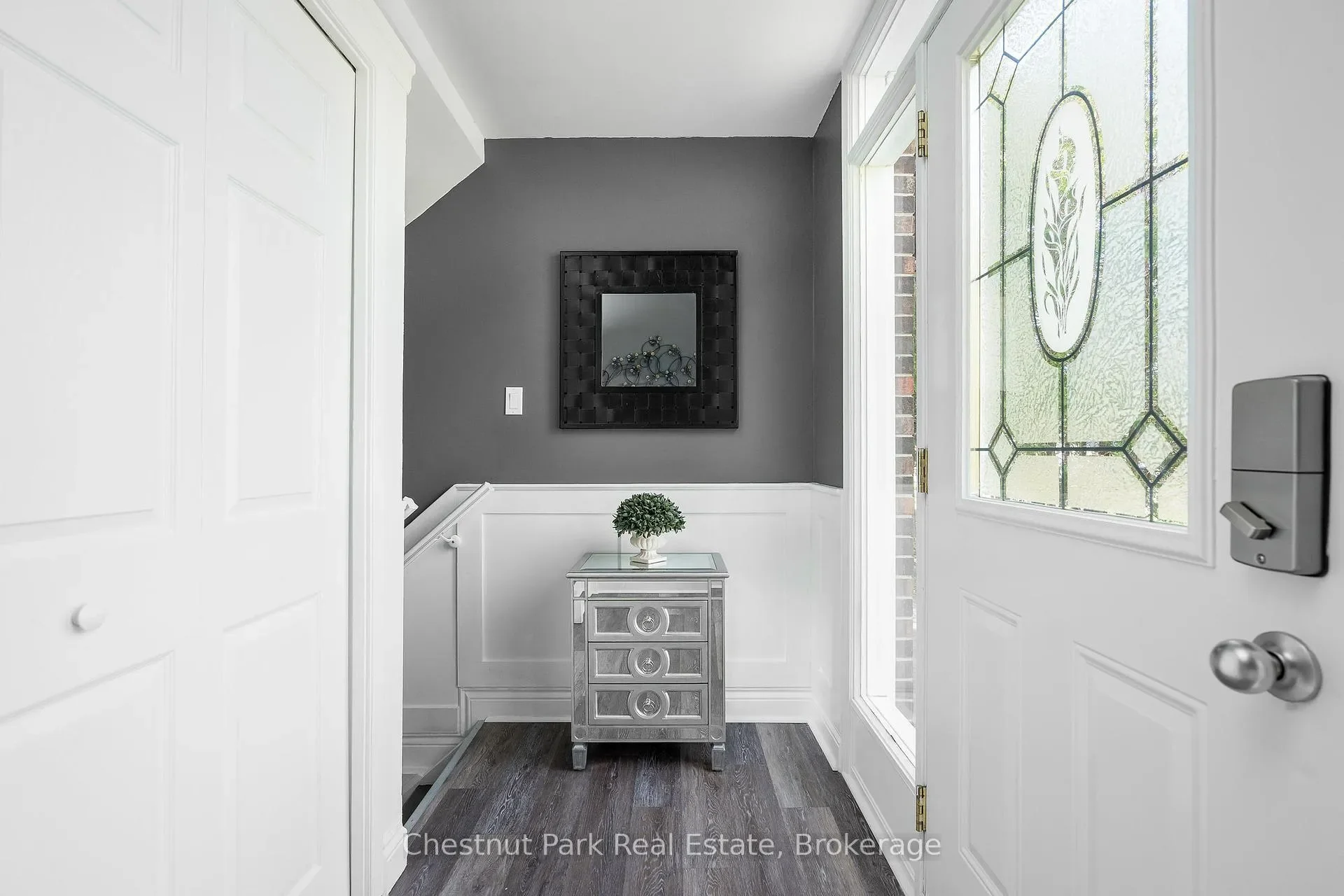 Gallery photo 2