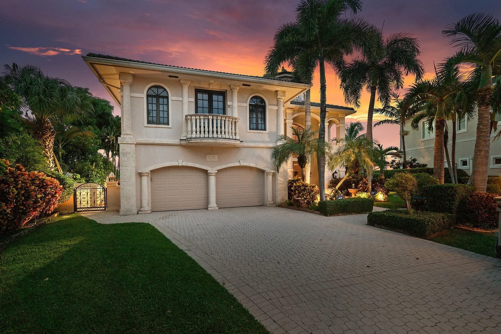 1010 Pine Point Road, Riviera Beach, Florida, United States. - Photo 11