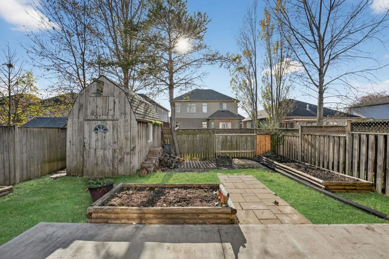 4902 Adam Court, Lincoln, Ontario, Canada. - Photo 3