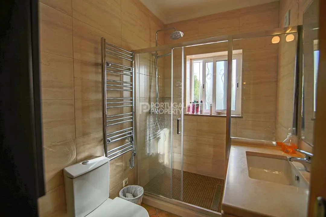 Gallery photo 4