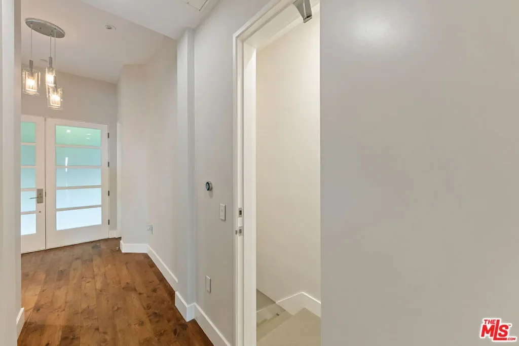 22065 Pacific Coast Highway 7, Malibu, California, United States. - Photo 52