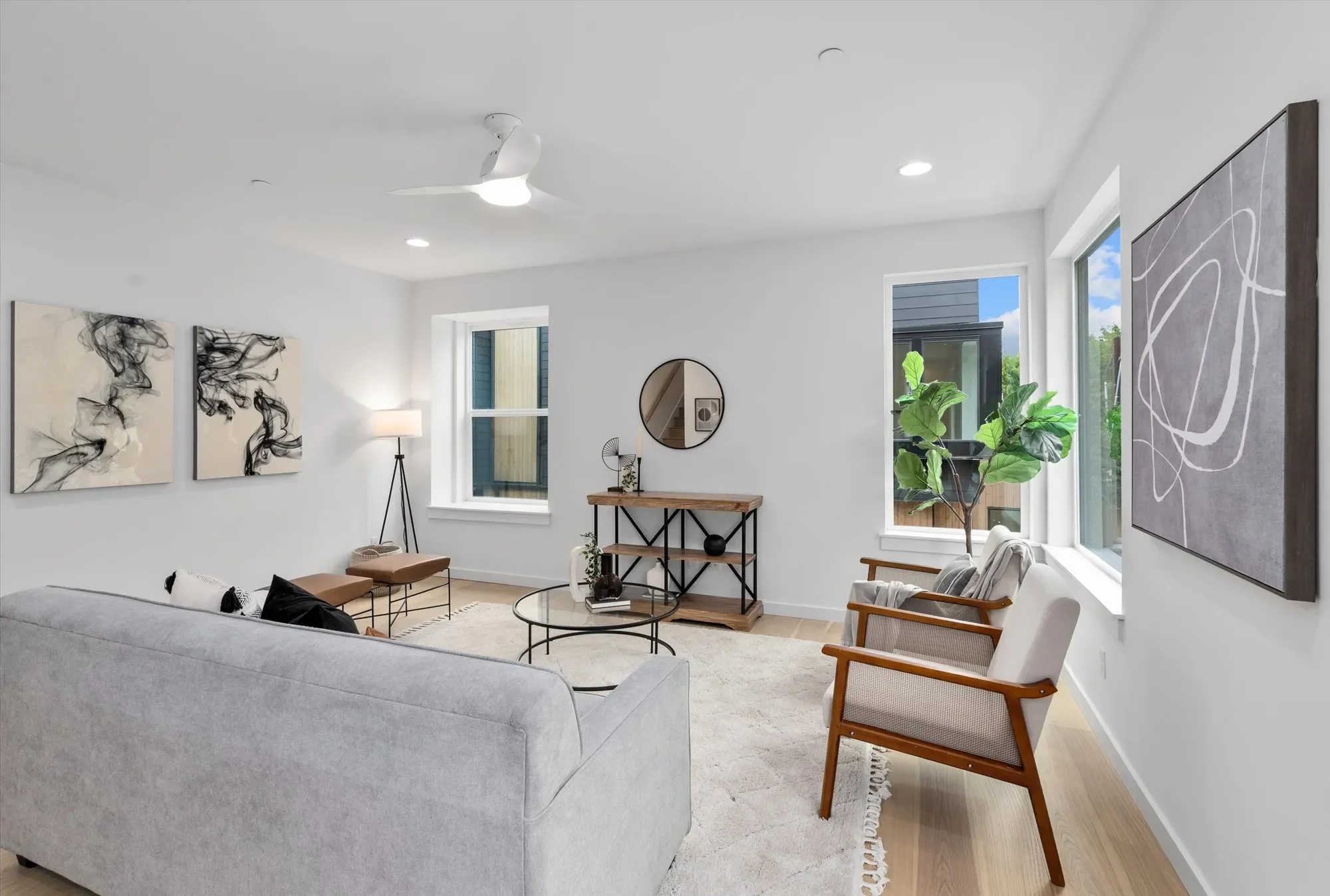 1327 N 185th St Unit #A , Shoreline, WA 98133, Seattle, Washington, United States. - Photo 2