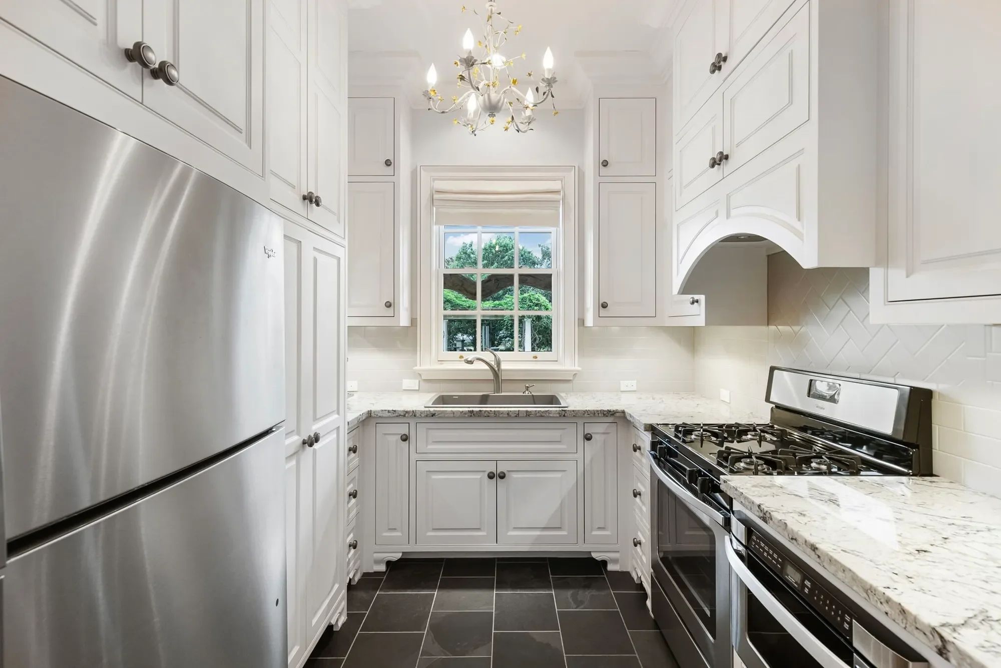 38 East Shore Drive, The Woodlands, TX 77380, Spring, Texas, United States. - Photo 25