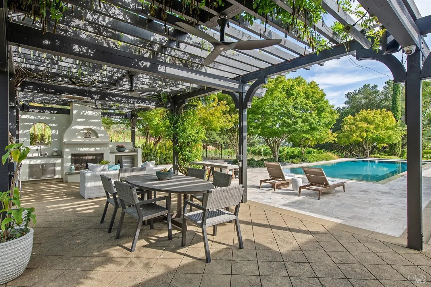 4395 Pine Flat Road, Healdsburg, CA, 95448, USA, Healdsburg, California, United States. - Photo 32