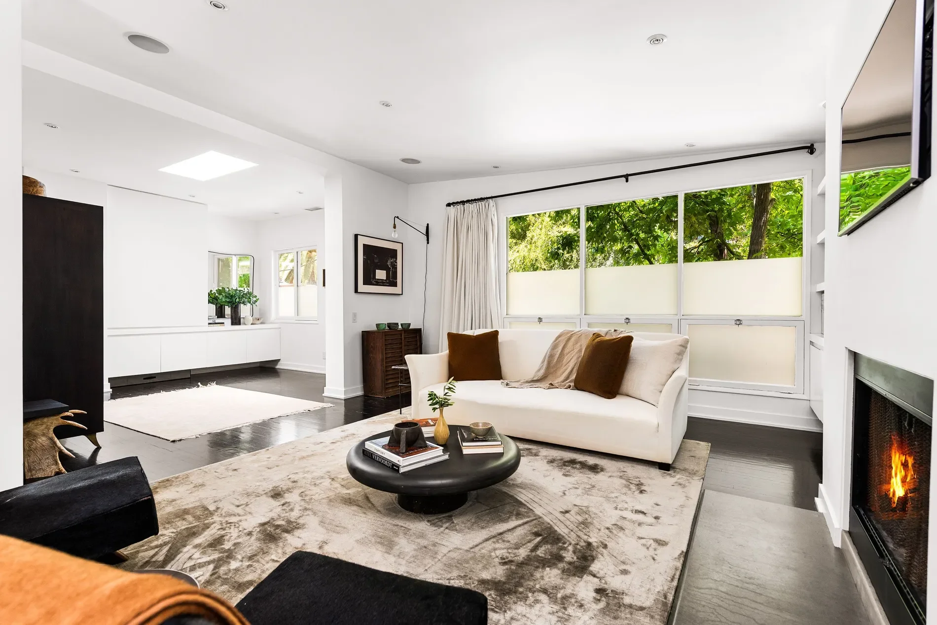 9648 Yoakum Drive , Beverly Hills, CA 90210, Beverly Hills, California, United States. - Photo 3