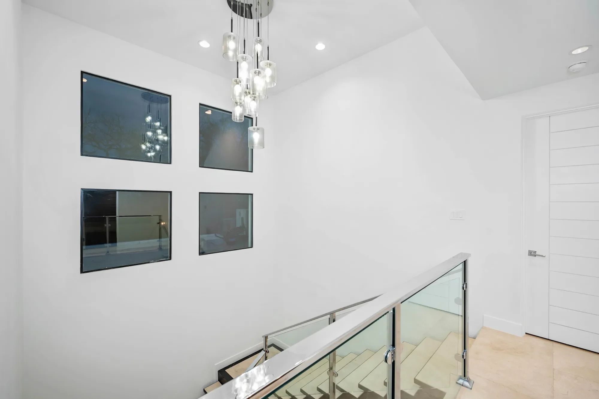 100 Canterbury Hill Street , San Antonio, TX 78209, San Antonio, Texas, United States. - Photo 30