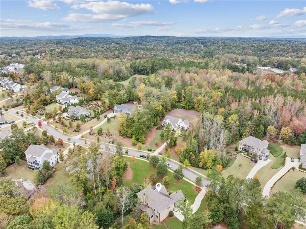 16140 Grand Litchfield Drive, Roswell, Georgia, United States. - Photo 79