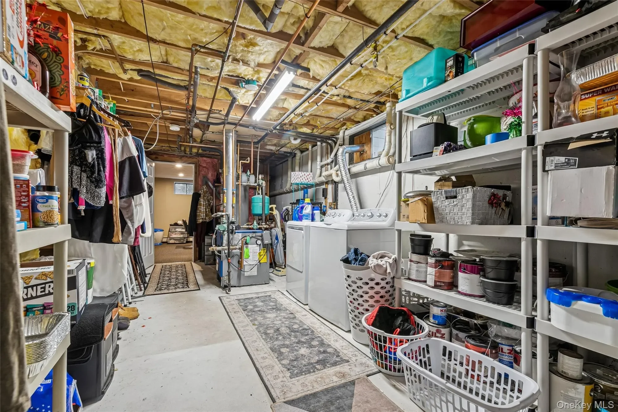 45 Meadow Court, Manorville, New York, United States. - Photo 17