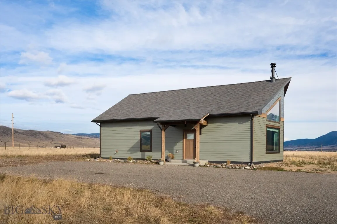 138 Inverness, Livingston, Montana, United States. - Photo 60