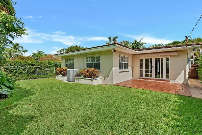 516 Gerona Ave, Coral Gables, Florida, United States. - Photo 23