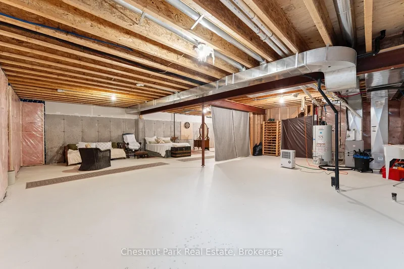 9 Stormont Court, Bracebridge, Ontario, Canada. - Photo 30