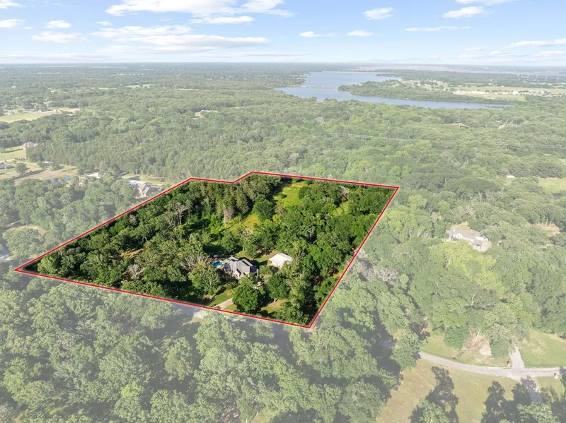 383 County Road 1452, Bonham, TX 75418, Bonham, Texas, United States. - Photo 6