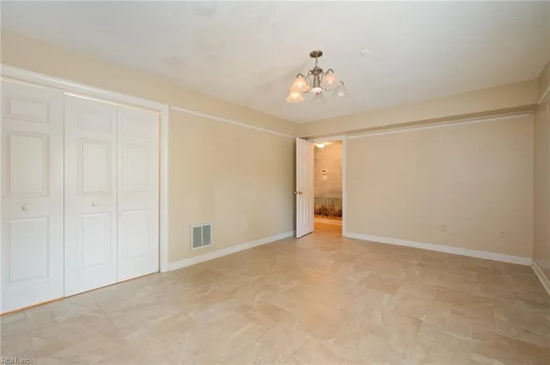405 Pinewell Drive, Norfolk, VA 23503, Norfolk, Virginia, United States. - Photo 45