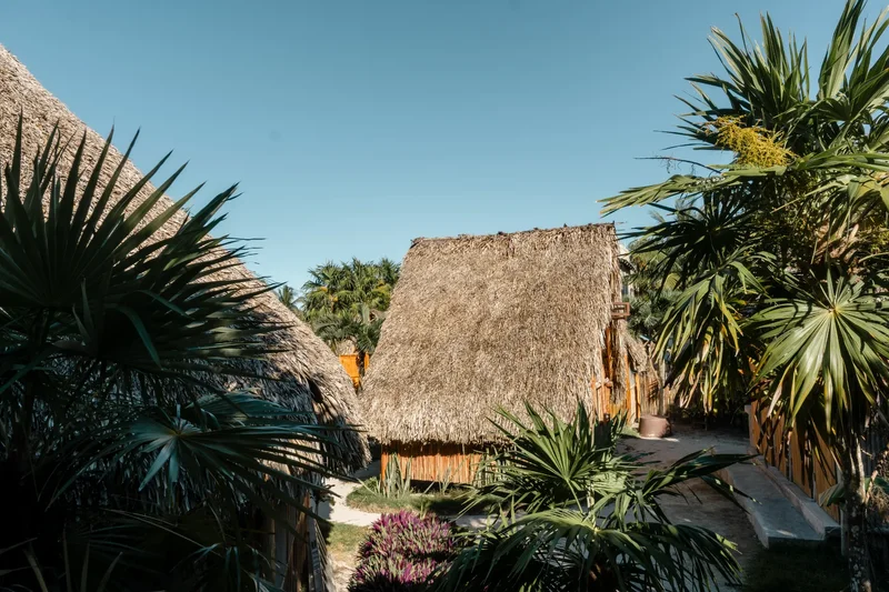 Exclusive Villas In El Cuyo, A Few Steps From The Sea, Surrounded By Nature.