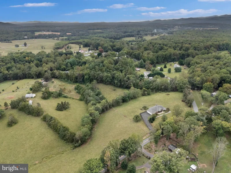 7380 W Hoover Road, Reva, VA 22735, Reva, Virginia, United States. - Photo 77