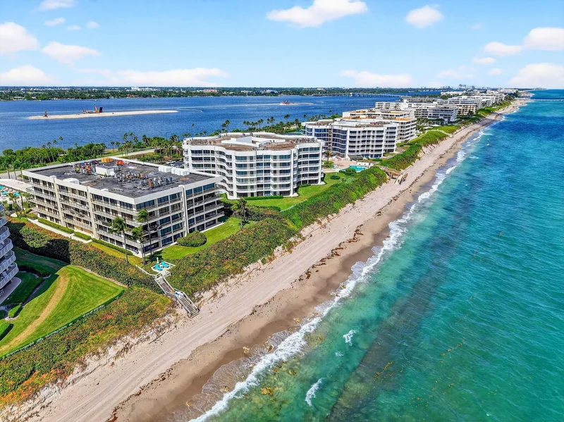3390 S Ocean Boulevard 305, Palm Beach, Florida, United States. - Photo 31