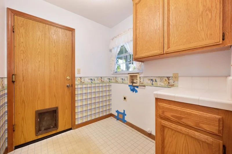 910 Notre Dame Drive, Woodland, California, United States. - Photo 21