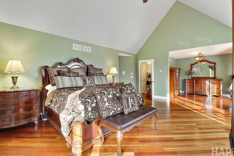 1 Terra Vita Drive, South Barrington, IL 60010, Barrington Hills, Illinois, United States. - Photo 40