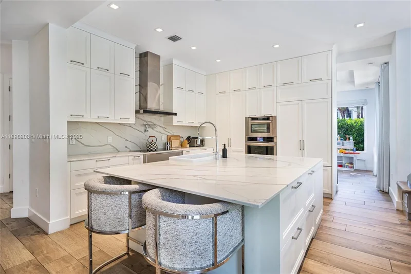 3703 NE 199th St, Aventura, Florida, United States. - Photo 6