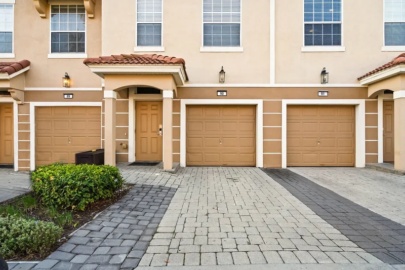 5076 Tideview Circle , 90, Orlando, FL 32819, Orlando, Florida, United States. - Photo 6