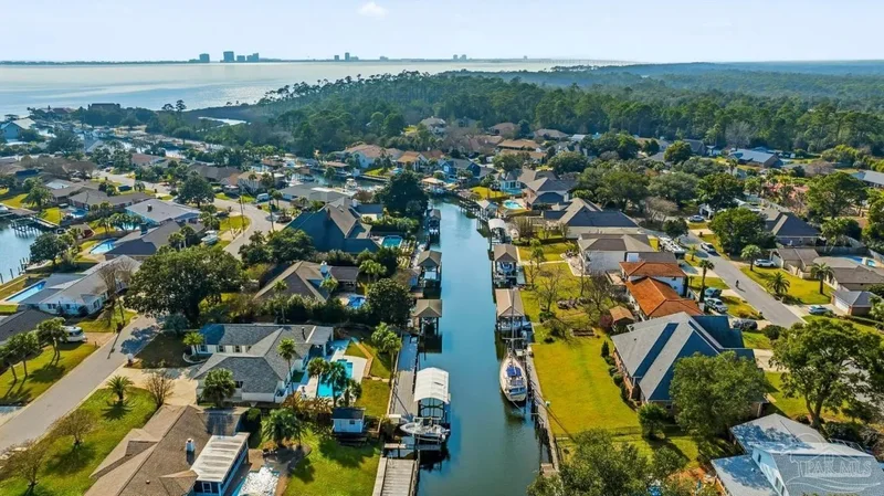 961 Aquamarine Dr, Gulf Breeze, FL, 32563, USA, Gulf Breeze, Florida, United States. - Photo 4