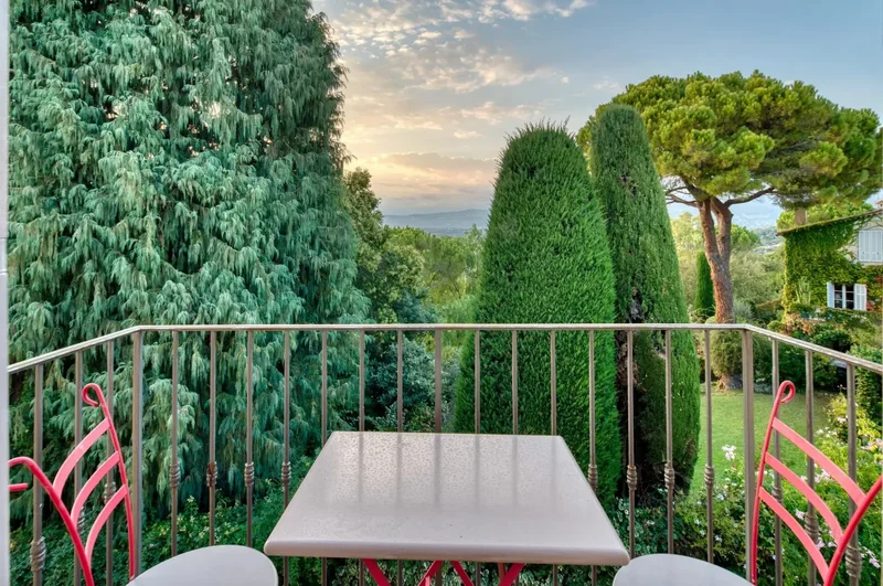 Charming House in a Peaceful Setting in the Heart of Mougins’ Old Village