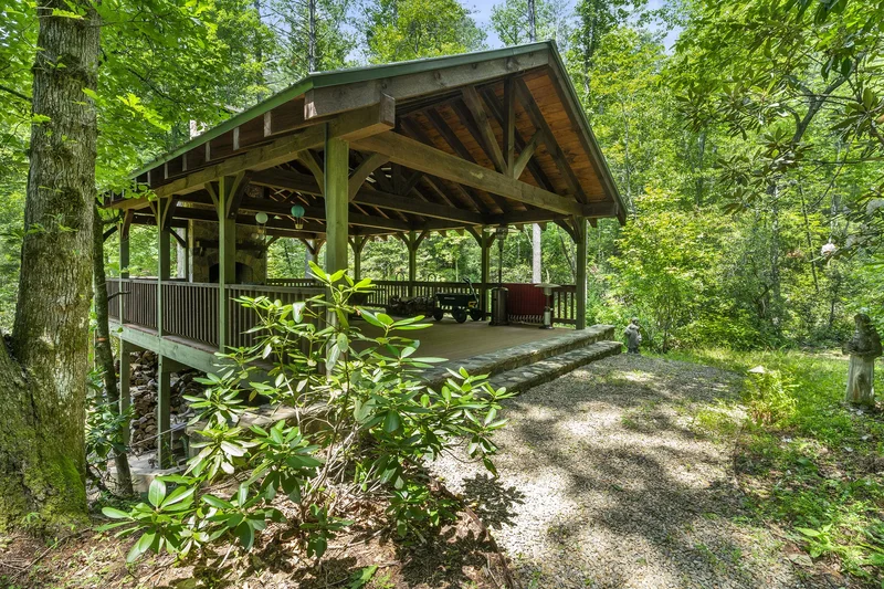 9883 Warwoman Road, Clayton, GA 30525, Clayton, Georgia, United States. - Photo 9