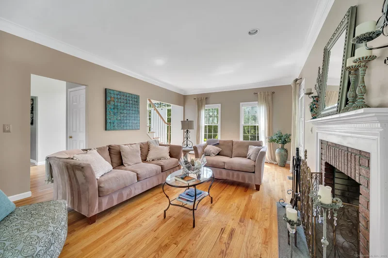 27 Regency Drive, North Haven, Connecticut, United States. - Photo 35