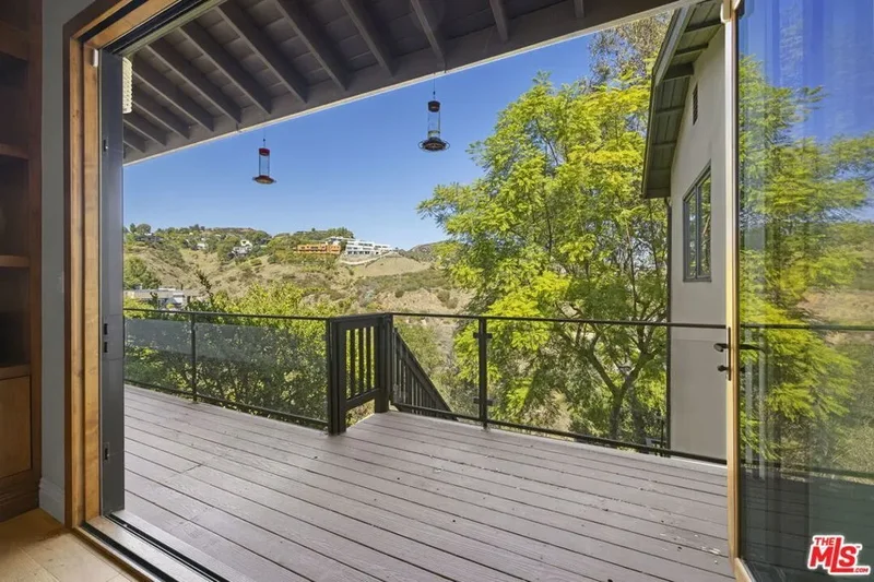 1018 N Tigertail Road, Los Angeles, California, United States. - Photo 21
