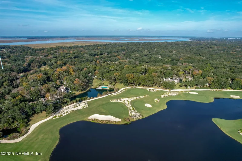 Condominium in Fernandina Beach