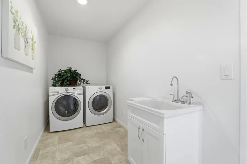 15581 Flintridge Drive, Los Gatos, California, United States. - Photo 31
