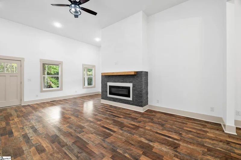 6025 Highway 101 N, Gray Court, SC 29645, Gray Court, South Carolina, United States. - Photo 20