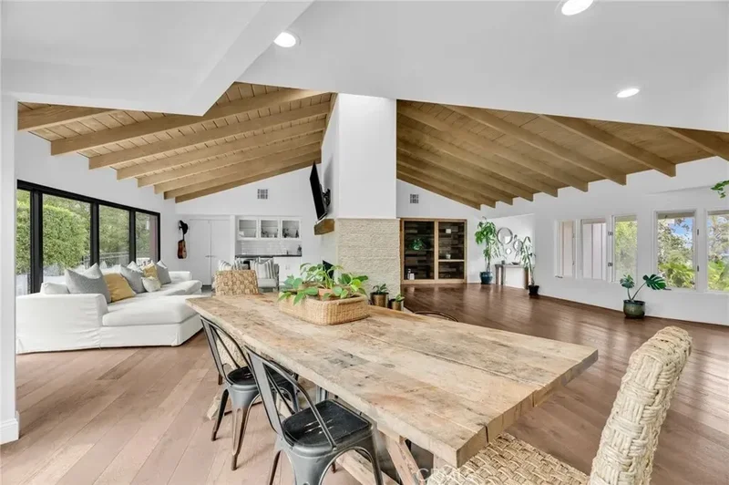 1133 Granvia Altamira, Rolling Hills Estates, California, United States. - Photo 26
