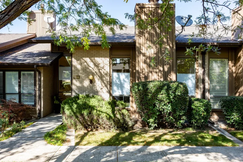 1706 East 6485 South, Salt Lake City, UT 84121, Cottonwood Heights, Utah, United States. - Photo 31