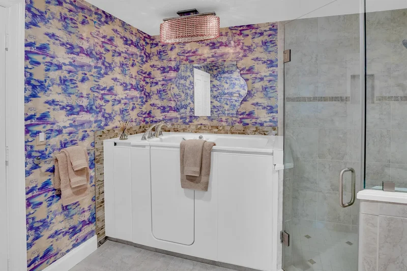 1903 Bay Road 205, Vero Beach, Florida, United States. - Photo 28
