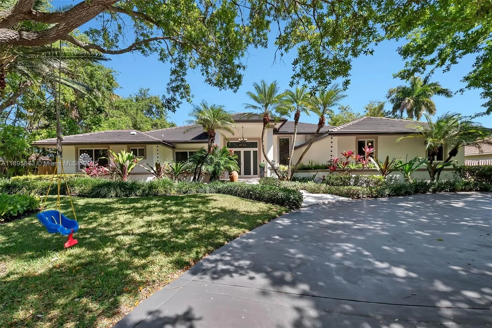 16723 SW 78th Pl, Cutler Bay, Florida, United States. - Hero Image