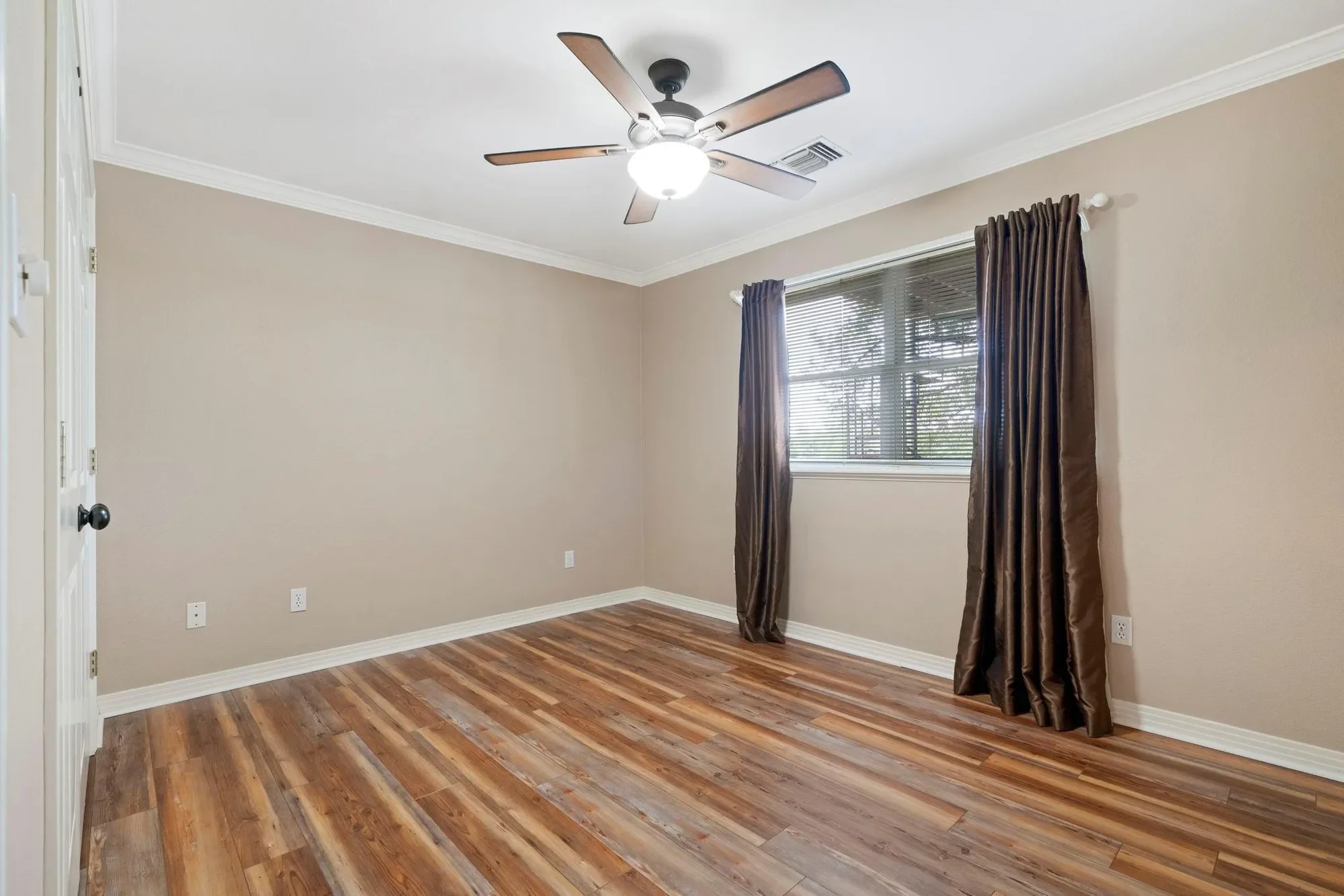 1237 Ridge Harbor DR, Spicewood, Texas, United States. - Photo 21