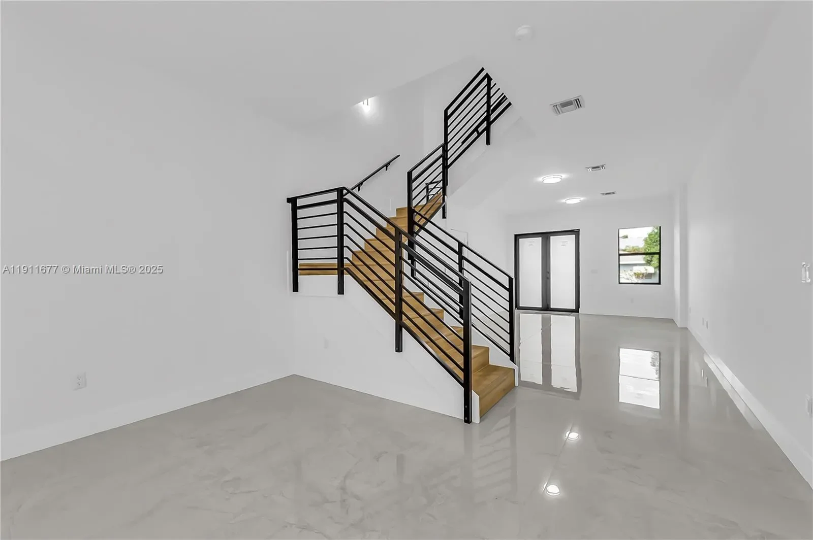 Gallery photo 6
