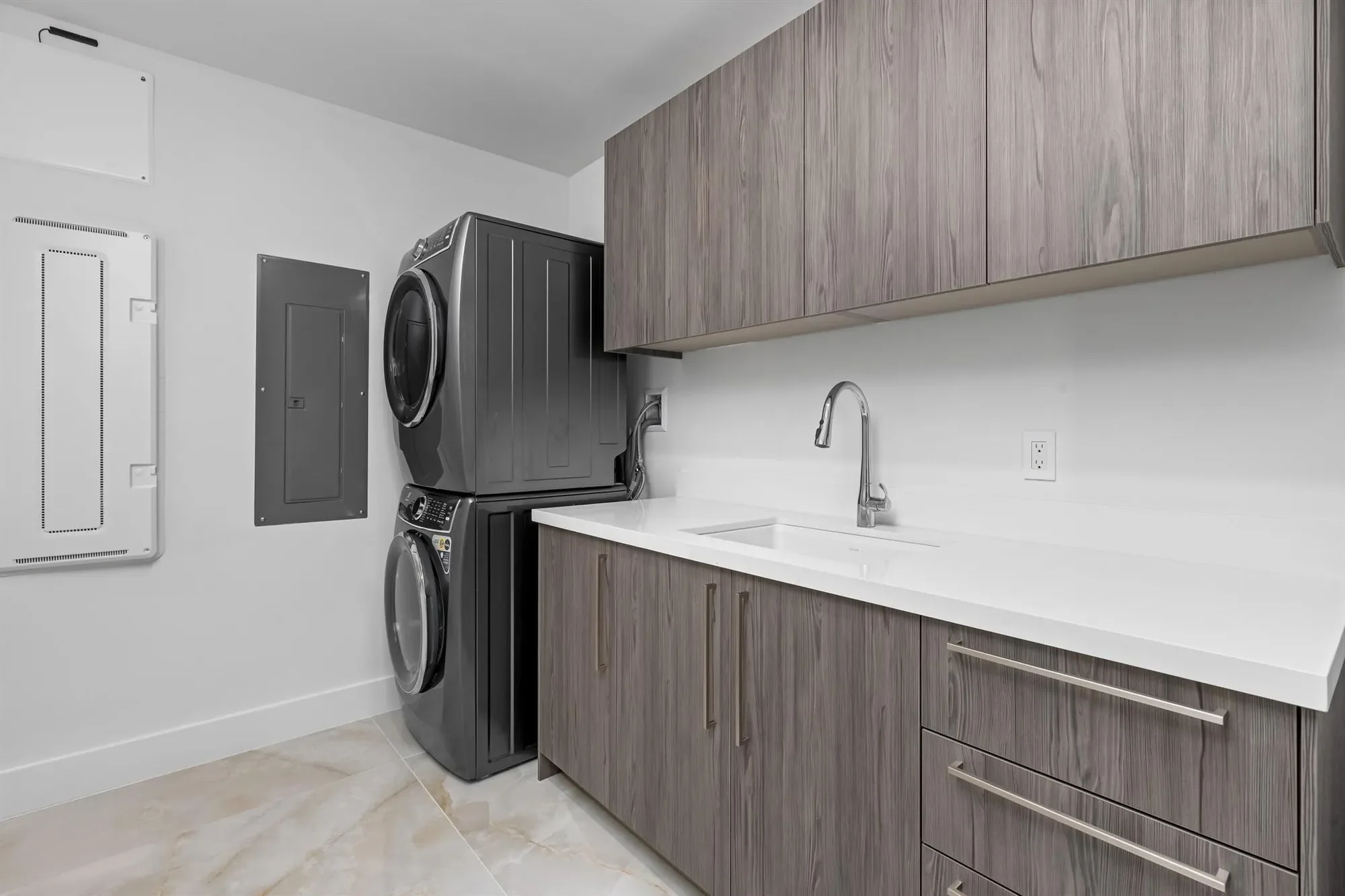 475 E Royal Palm Road, Boca Raton, Florida, United States. - Photo 27