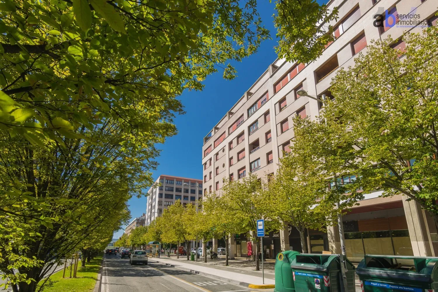 Exterior photo 3