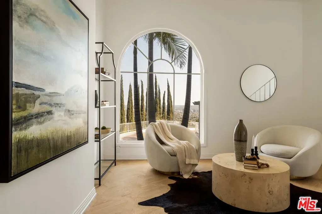 8527 Hedges Way, Los Angeles, California, United States. - Photo 15