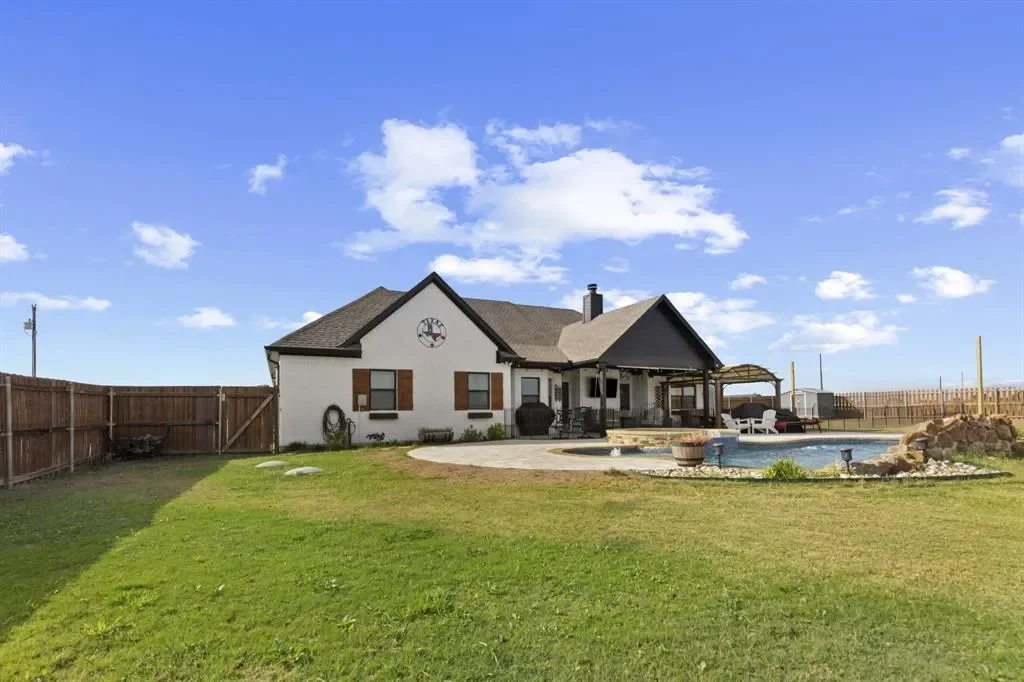 1195 Hog Town Road, Collinsville, Texas, United States. - Photo 26