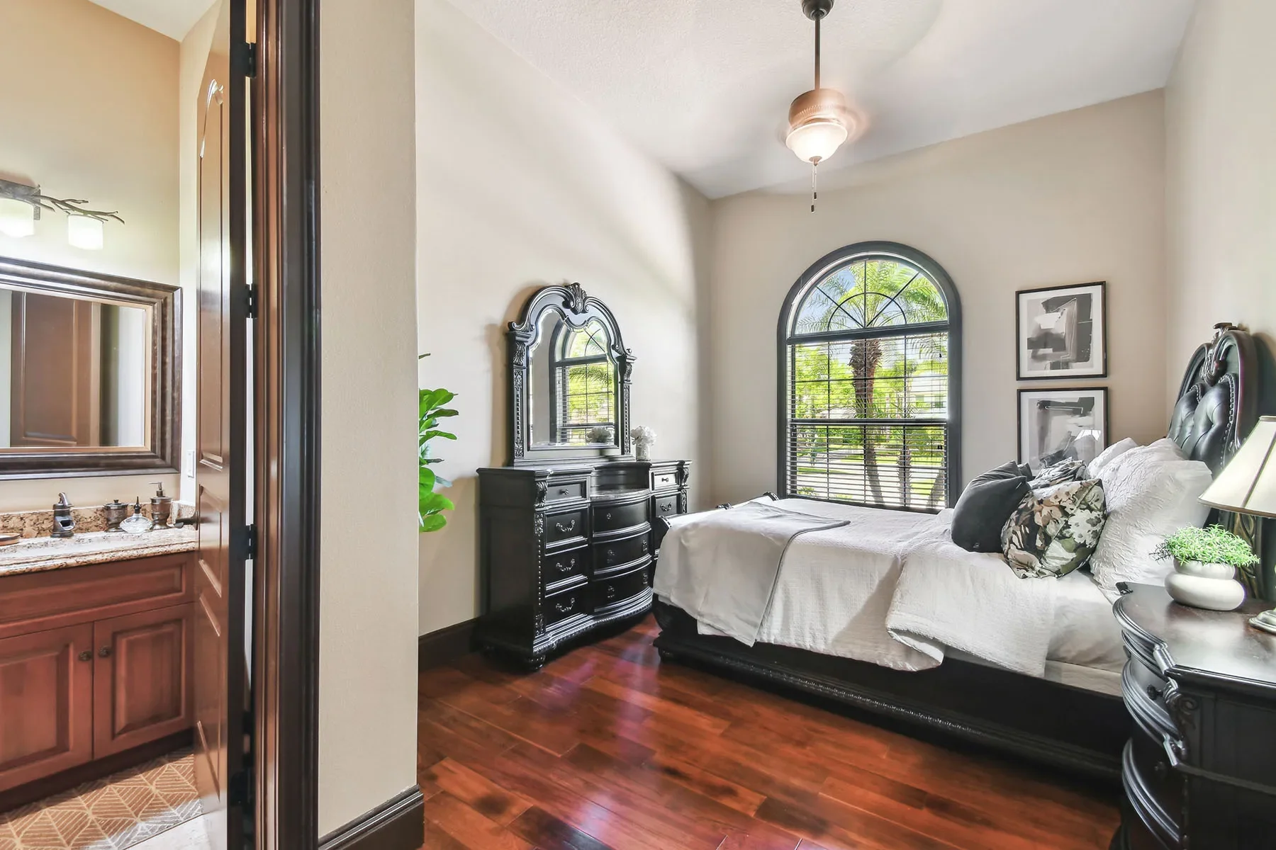 17005 Madres De Avila, Tampa, FL 33613, Tampa, Florida, United States. - Photo 16