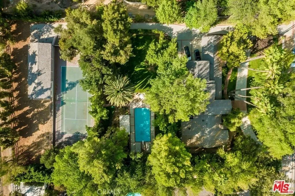 5255 ROUND MEADOW Road, Hidden Hills, California, United States. - Photo 5