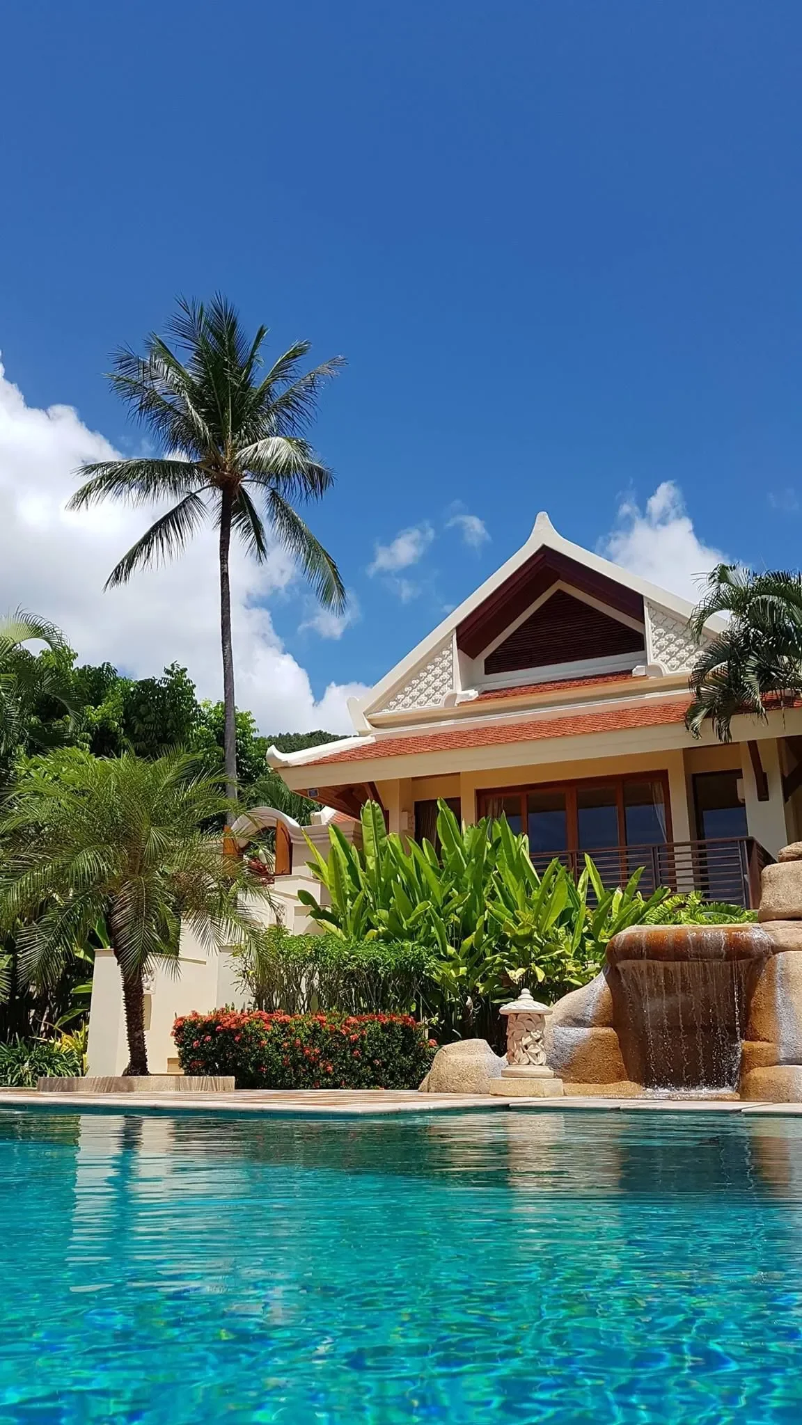 Exterior photo 10
