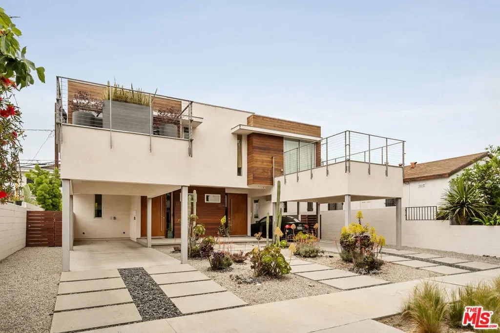 8512 Hargis Street, Los Angeles, California, United States. - Photo 11