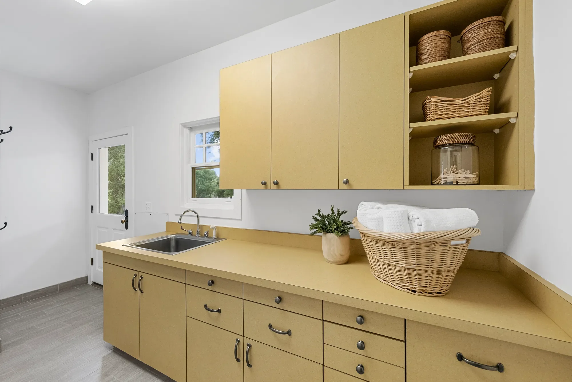 18101 Idylwild Road , Los Gatos, CA 95033, Los Gatos, California, United States. - Photo 36