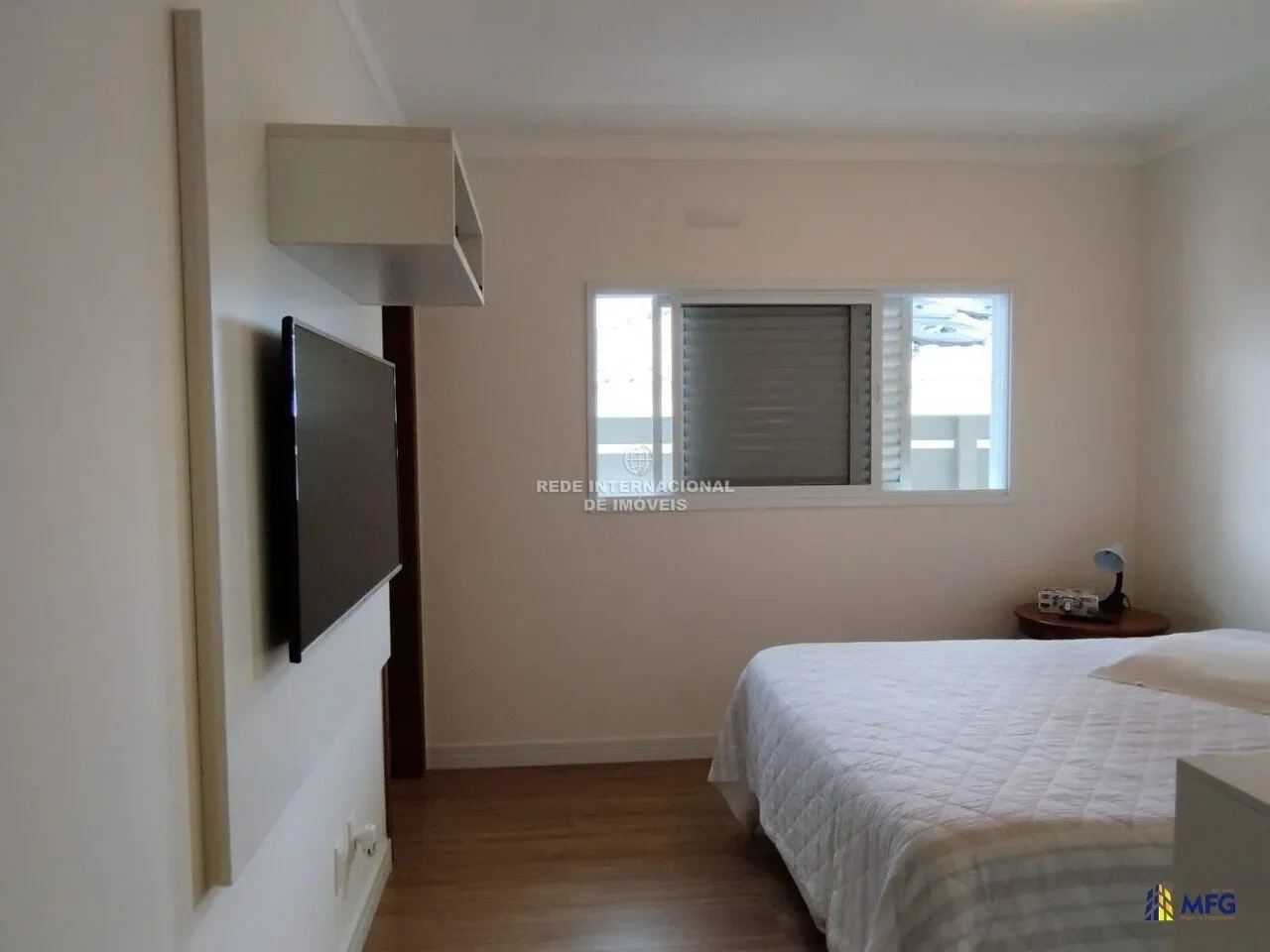 Gallery photo 11